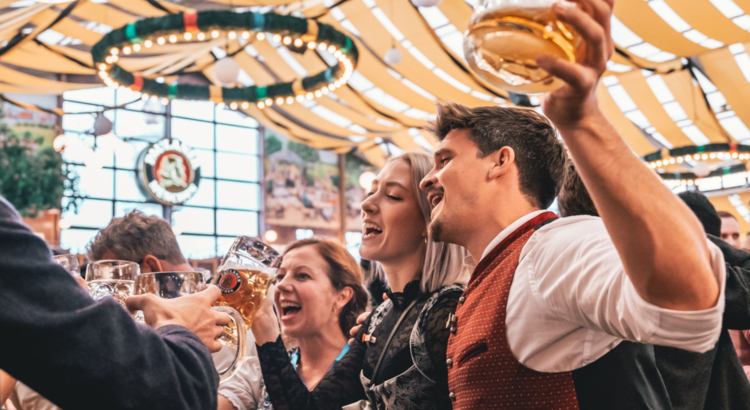 Deutschland München Oktoberfest Bier iStock Wirestock.jpg