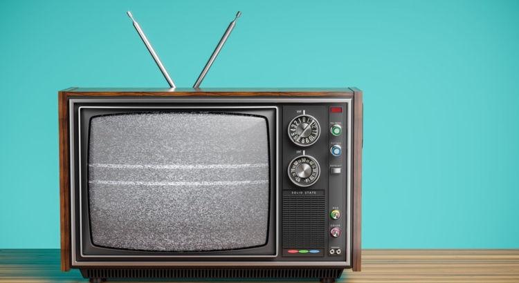 TV Fernseher Streaming Foto iStock Grassetto