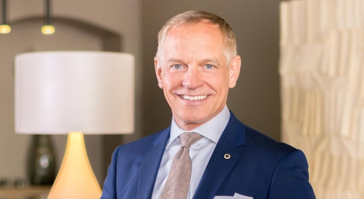 Althoff Domhotel Köln Guntram Weipert GM Foto Steigenberger