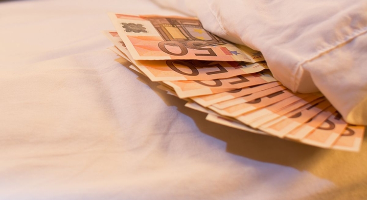 Bettensteuer Foto iStock adamico70