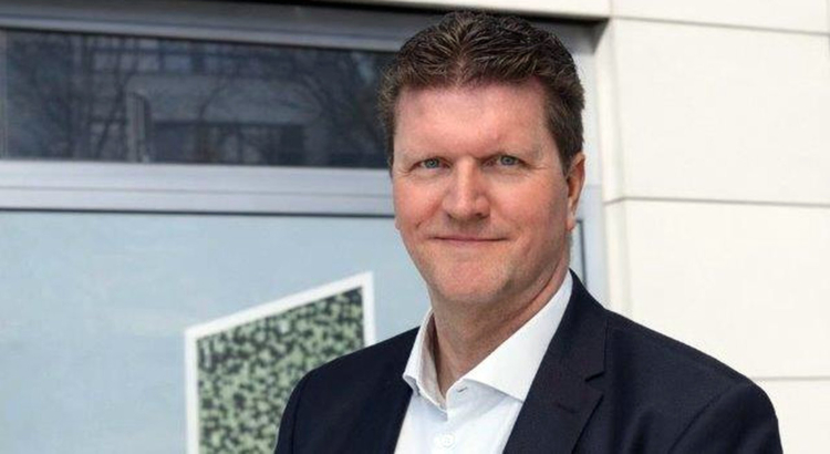 Artotel Köln und Berlin Hans de Waart GM Foto Artotel