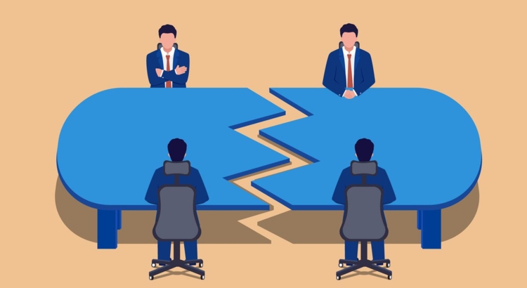 Verhandlung gescheiterte Verhandlungen zerschnittenes Tischtuch Foto iStock kody king